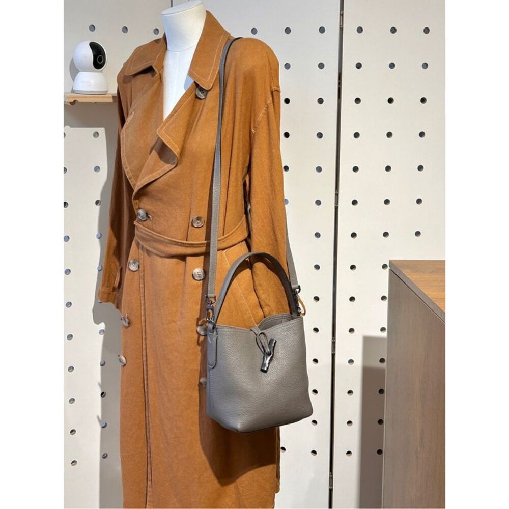 Longchamp Women Pre-Loved Bag Very Good Condition